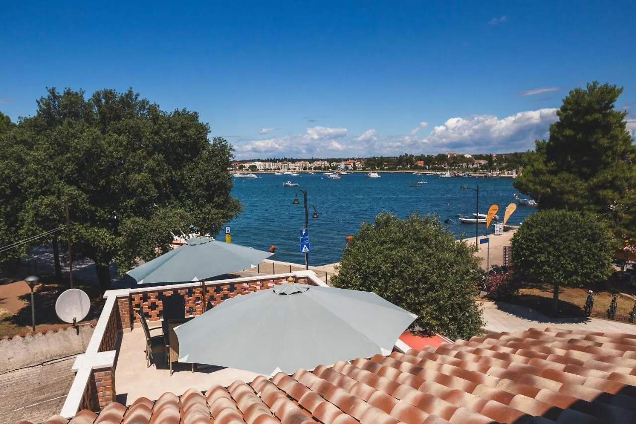 Vinea Apartmani Umag, Ulica G Garibaldia 2