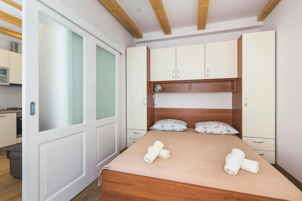 Vinea Apartmani Umag, Ulica G Garibaldia 2 0*, أوماغ كرواتيا