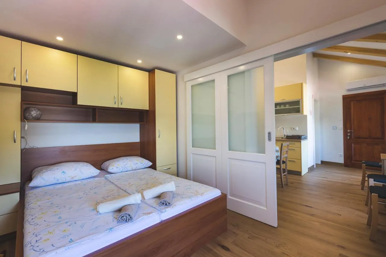 Vinea Apartmani Umag, Ulica G Garibaldia 2 0*, Umag Kroatien