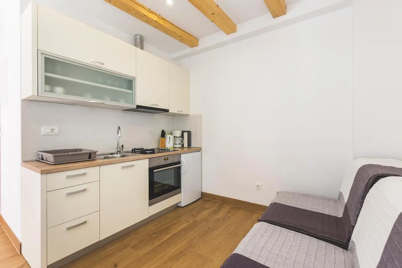 Apartment Vinea Apartmani Umag, Ulica G Garibaldia 2 Kroatien
