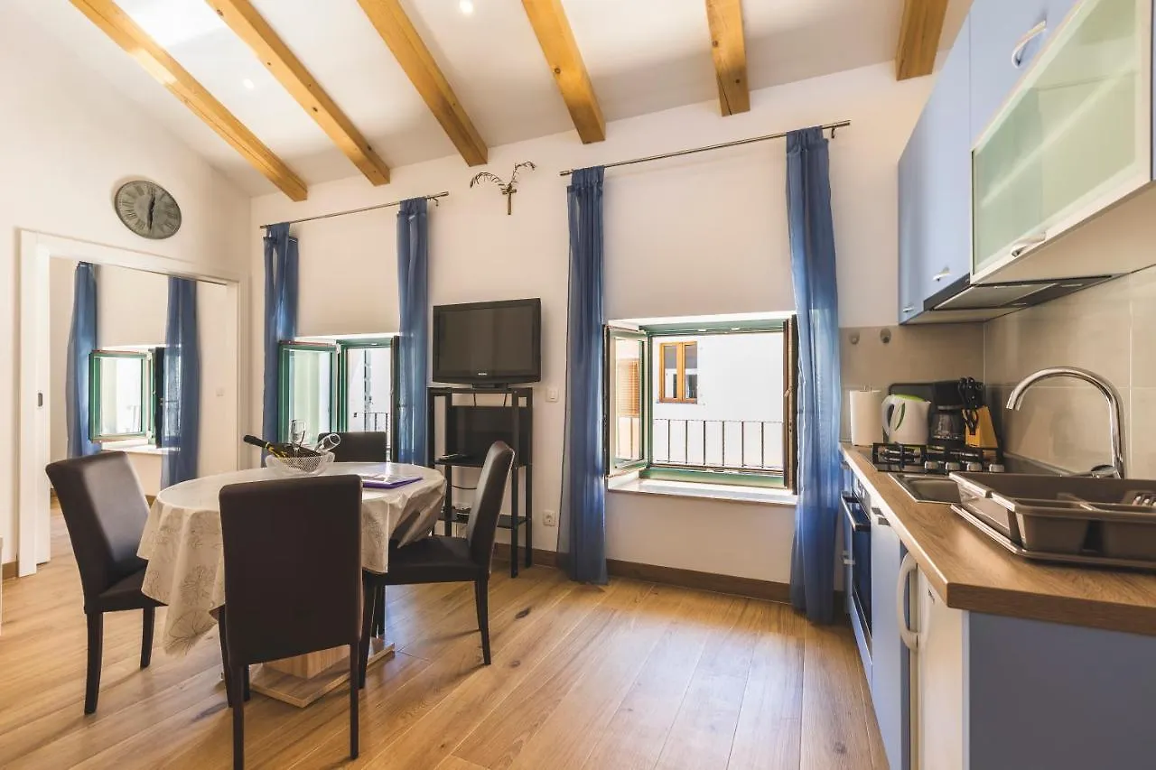 Vinea Apartmani Umag, Ulica G Garibaldia 2 Apartment