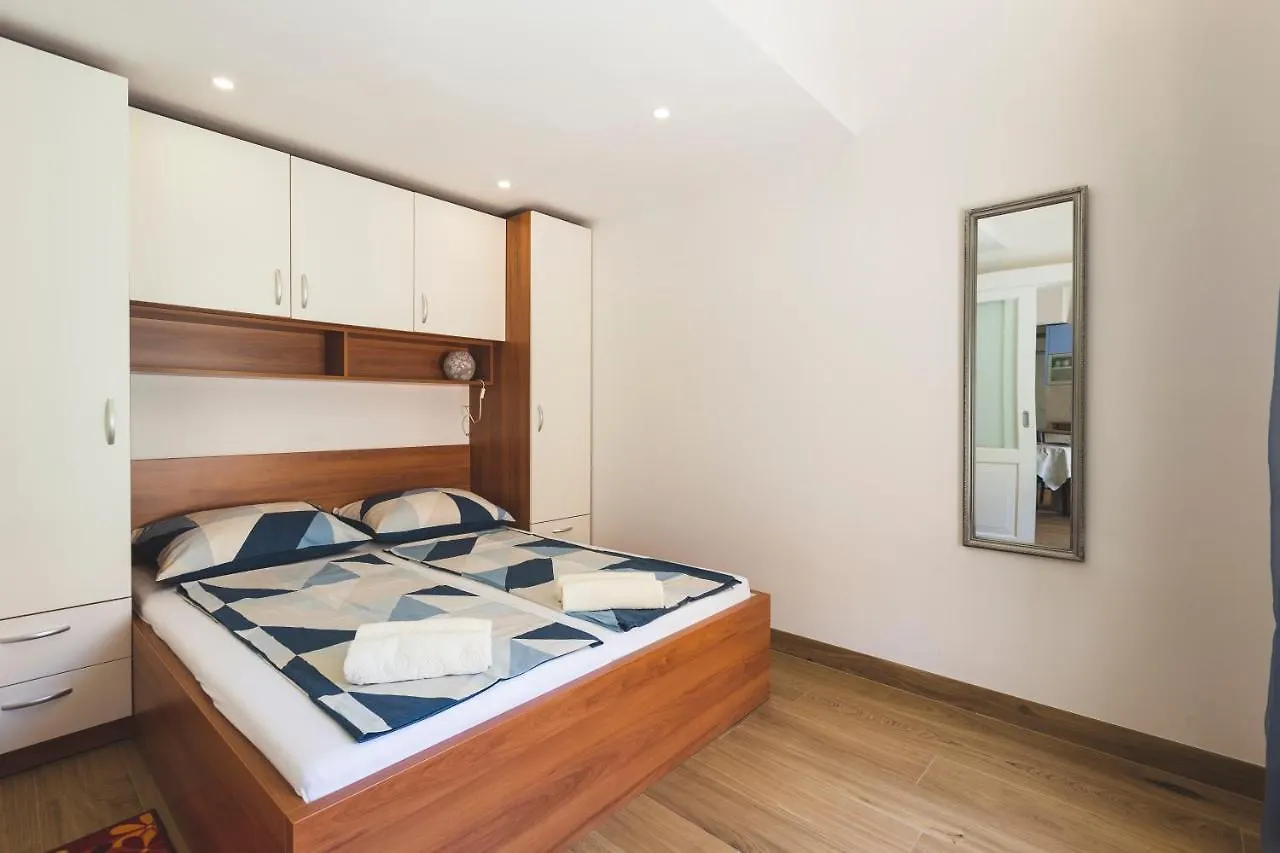 Apartment Vinea Apartmani Umag, Ulica G Garibaldia 2 Kroatien