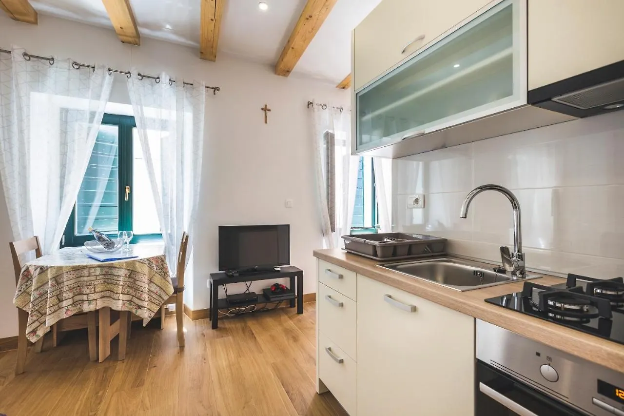 Vinea Apartmani Umag, Ulica G Garibaldia 2 Kroatien