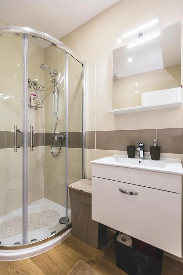 Apartment Vinea Apartmani Umag, Ulica G Garibaldia 2